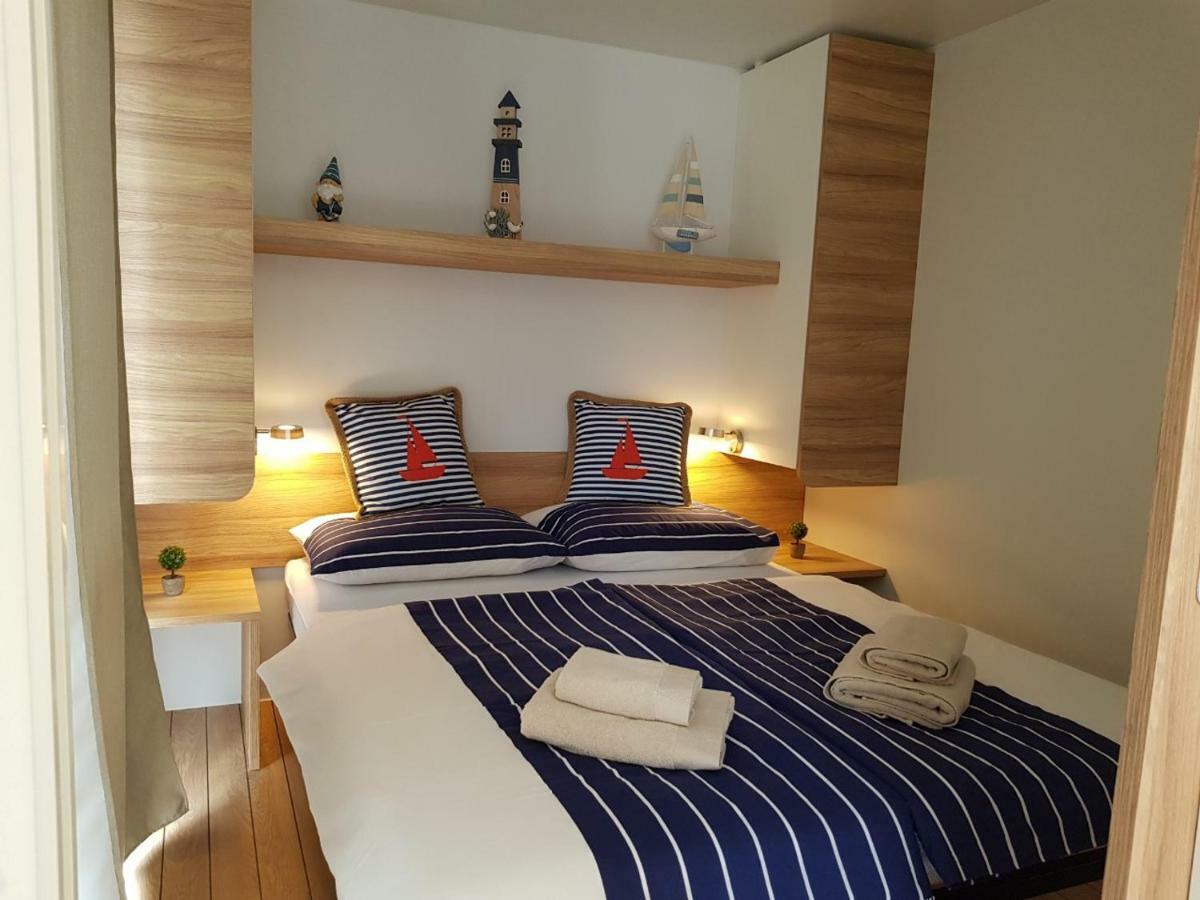 Mobile Home Biograd Na Moru Gapi House 外观 照片